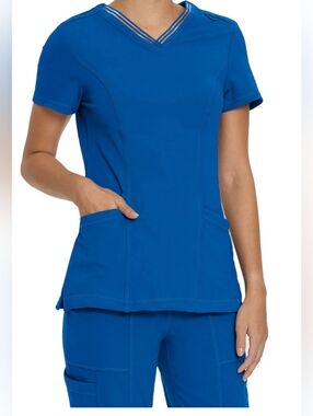 Urbane Impulse Scrub Top XL